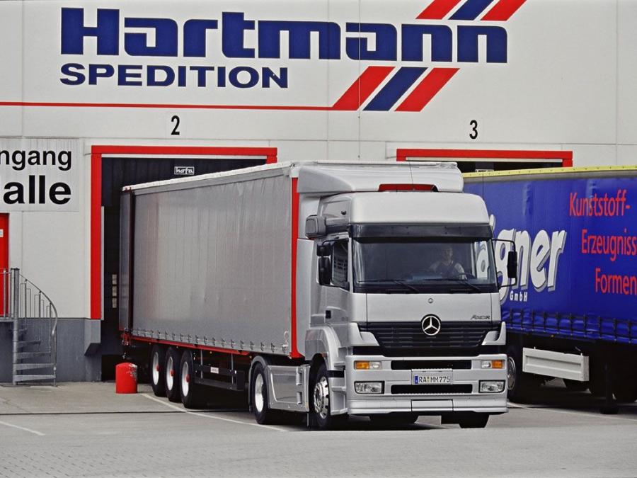  Mercedes-Benz Axor 1843 2001 года  (фото 16 из 18)